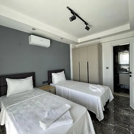 Villa Luxury Villa In Oeluedeniz Fethiye