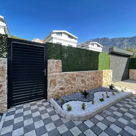 Luxury Villa In Oeluedeniz Villa *