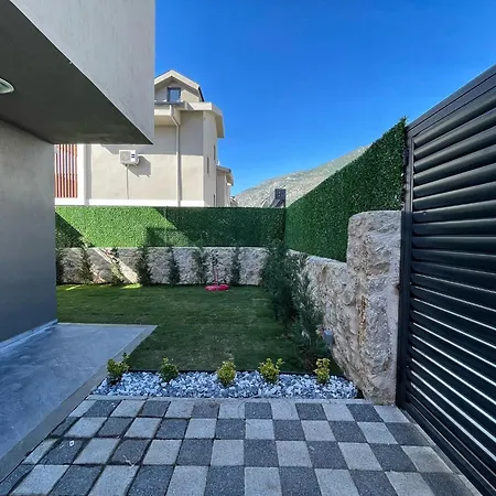 Luxury Villa In Oeluedeniz